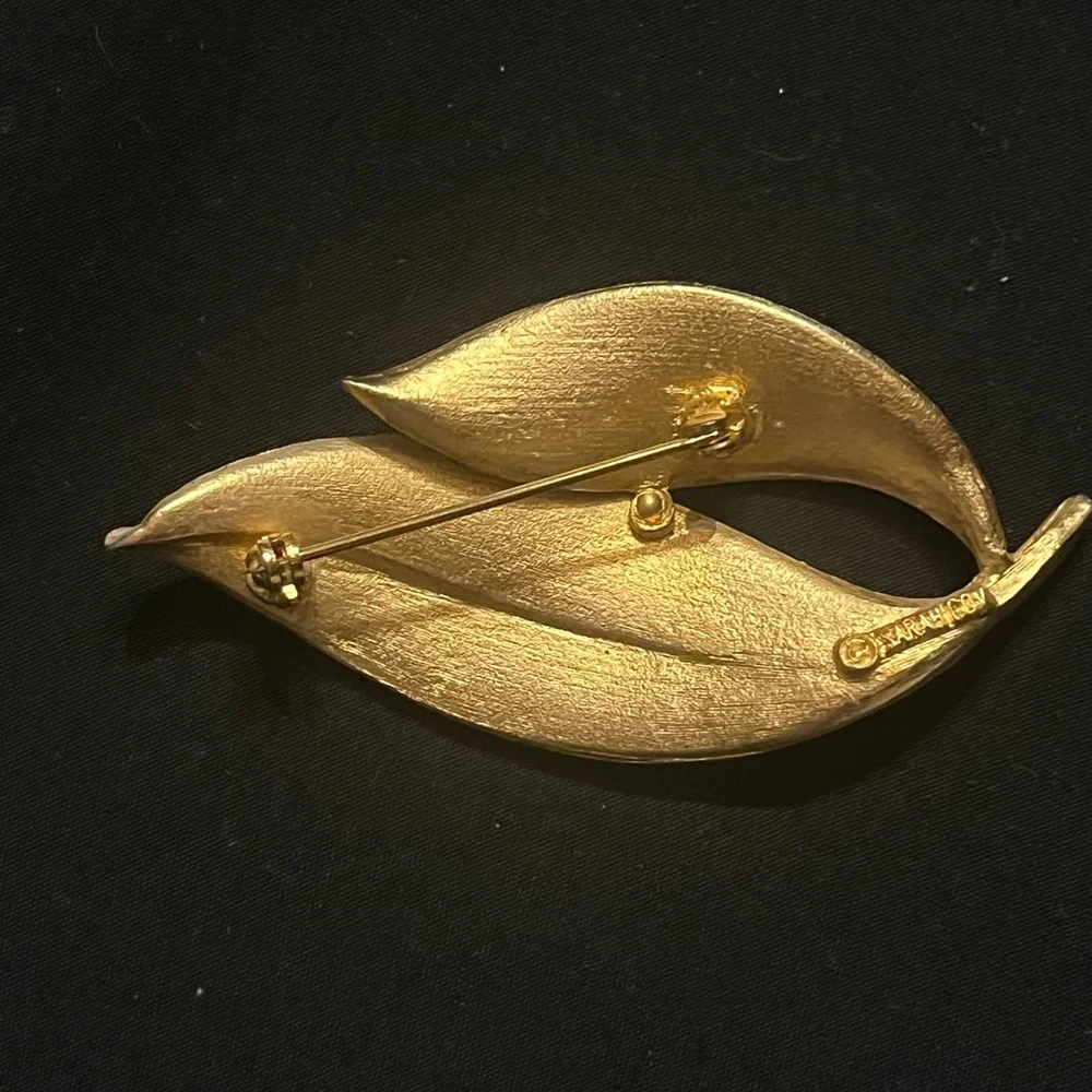 Vintage Sarah Coventry Leaf Brooch “Pearlized Perfection” 1960s